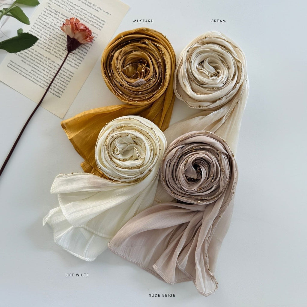 Organza Shimmer with Golden Chain