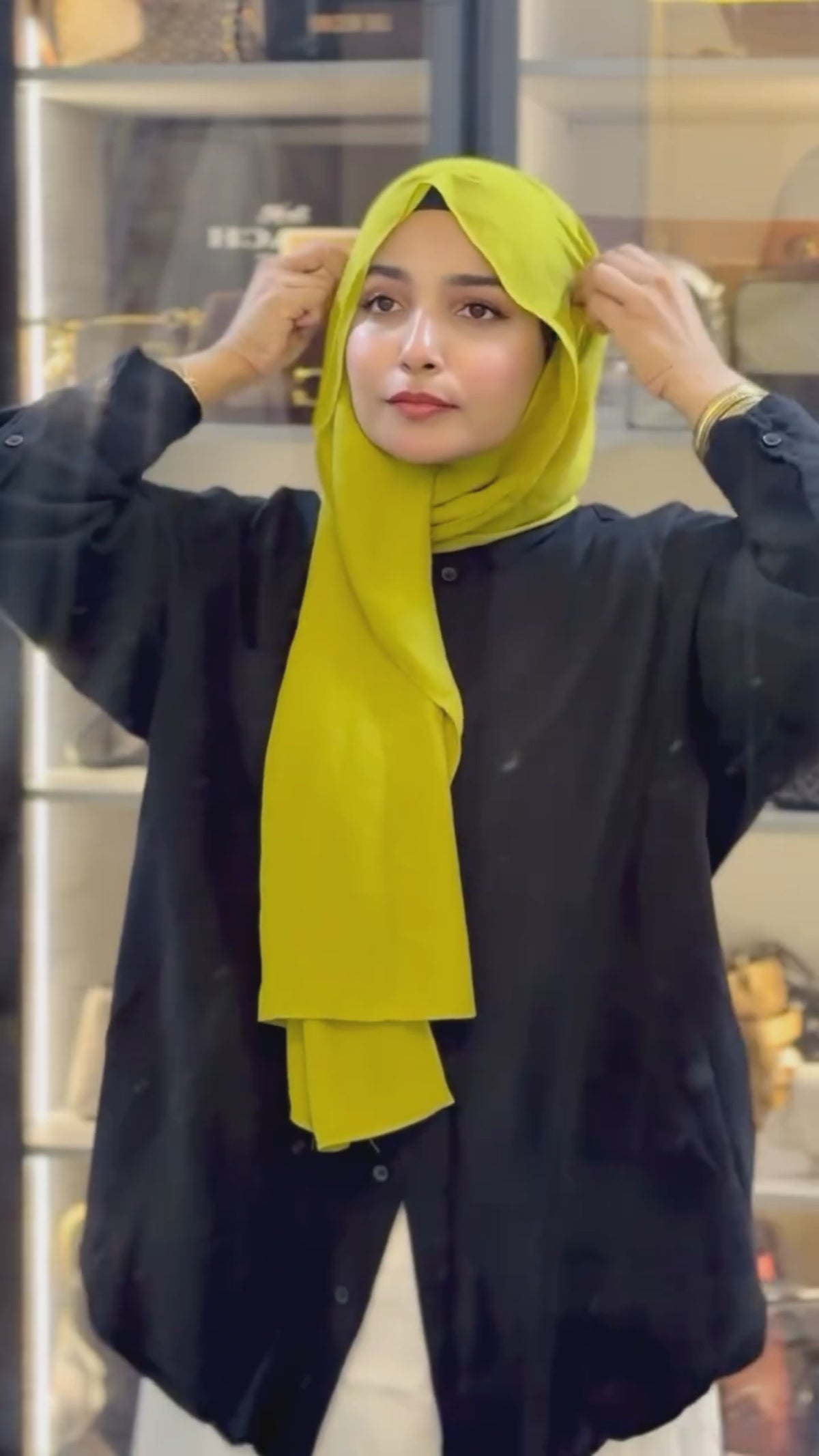 Golden hijab styling clips